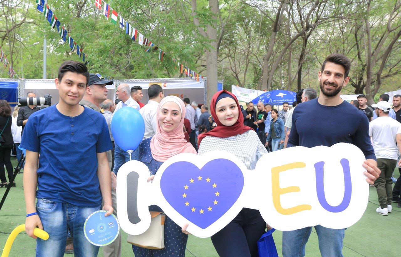 الاتحاد الأوروبي يحتفل بيوم أوروبا في نابلس