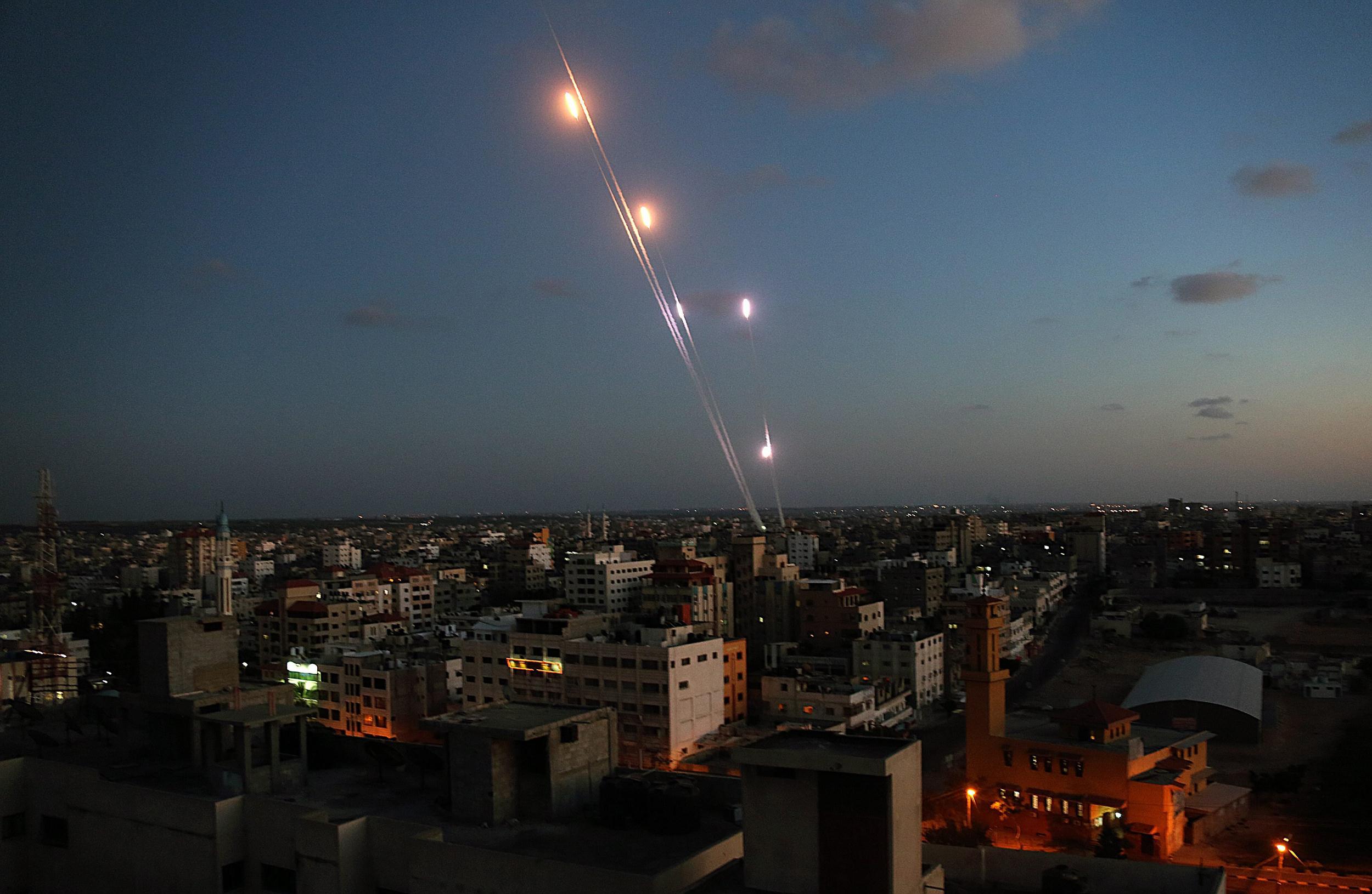 اطلاق صواريخ من غزة - ارشيفية